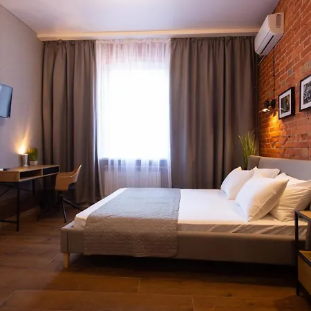 New Studio In The City Center - Kharkivska Naberezhna 3 Экстерьер фото