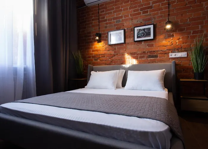 New Studio In The City Center - Kharkivska Naberezhna 3
