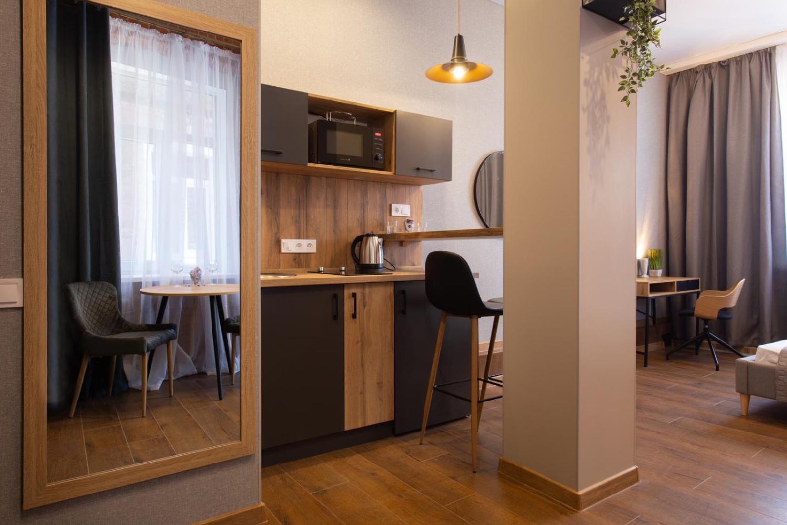 New In The Center - Kharkivska Naberezhna 3 *